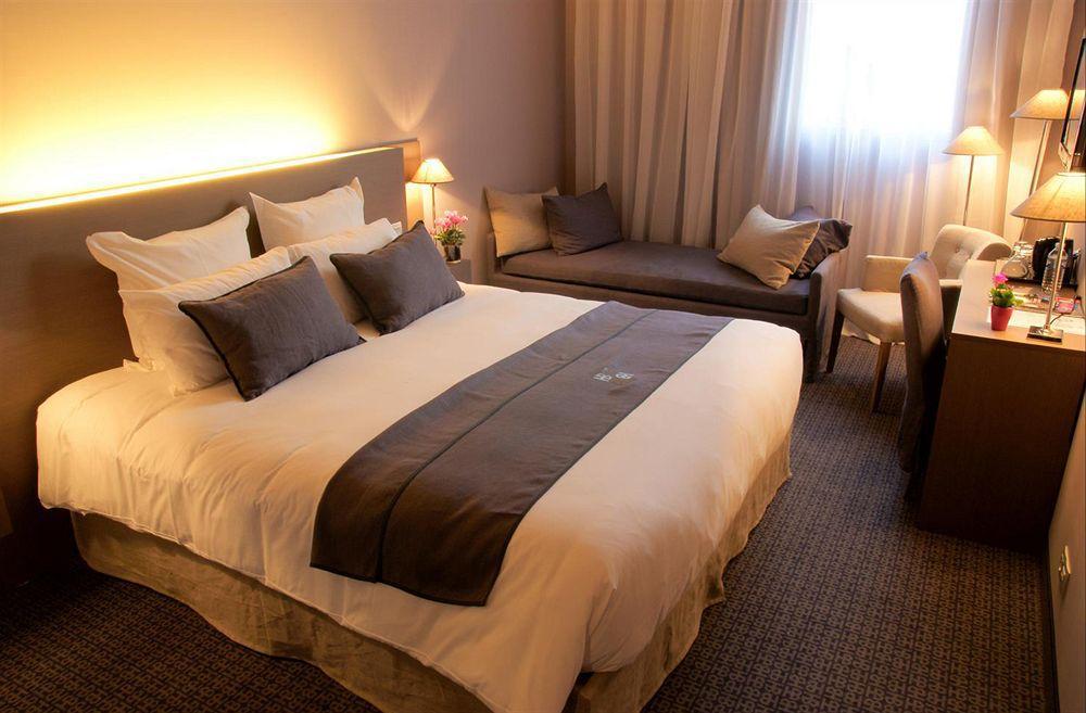 Best Western Hotel De La Breche Niort Luaran gambar