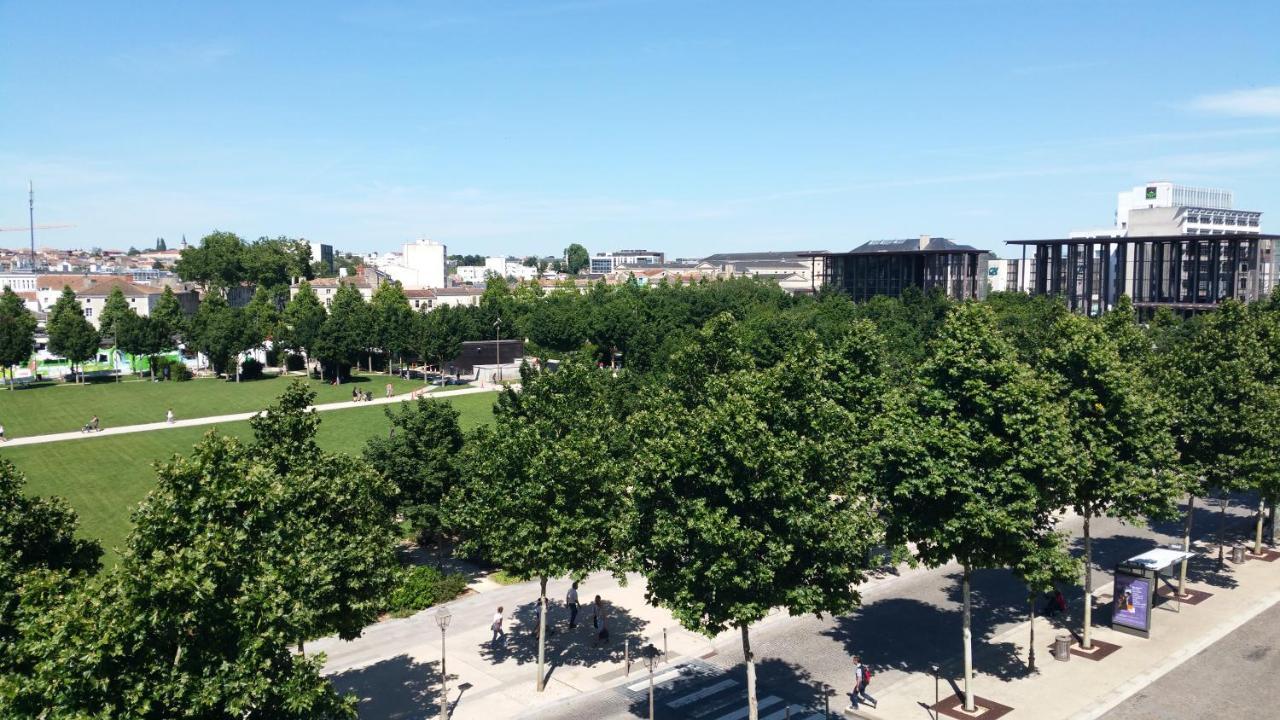 Best Western Hotel De La Breche Niort Luaran gambar
